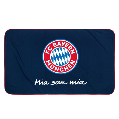 Ręcznik sportowy FC Bayern Munchen 130x80 cm